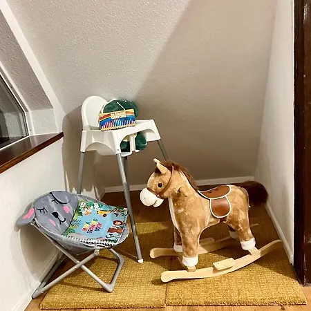 Appartement Klimatisierte Dachgeschoss-oase Mit 3 Schlafzimmern, Blick & Komfort Kehl